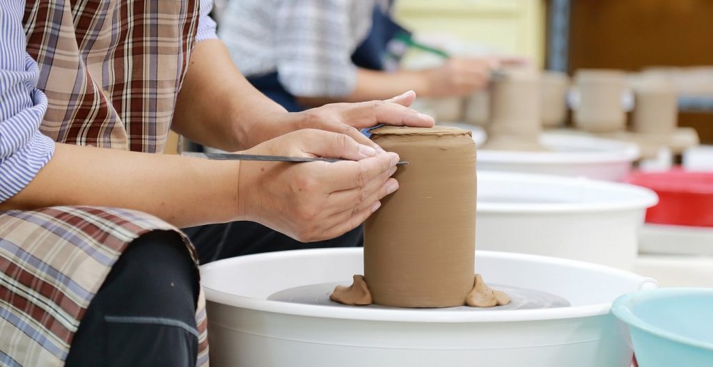 Kerajinan tangan keramik sebagai hobi
