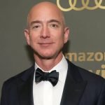 Jeff Bezos - https://gratyo.com/