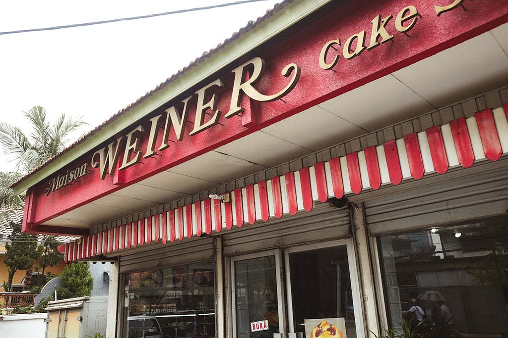 Maison Weiner Cake Shop
