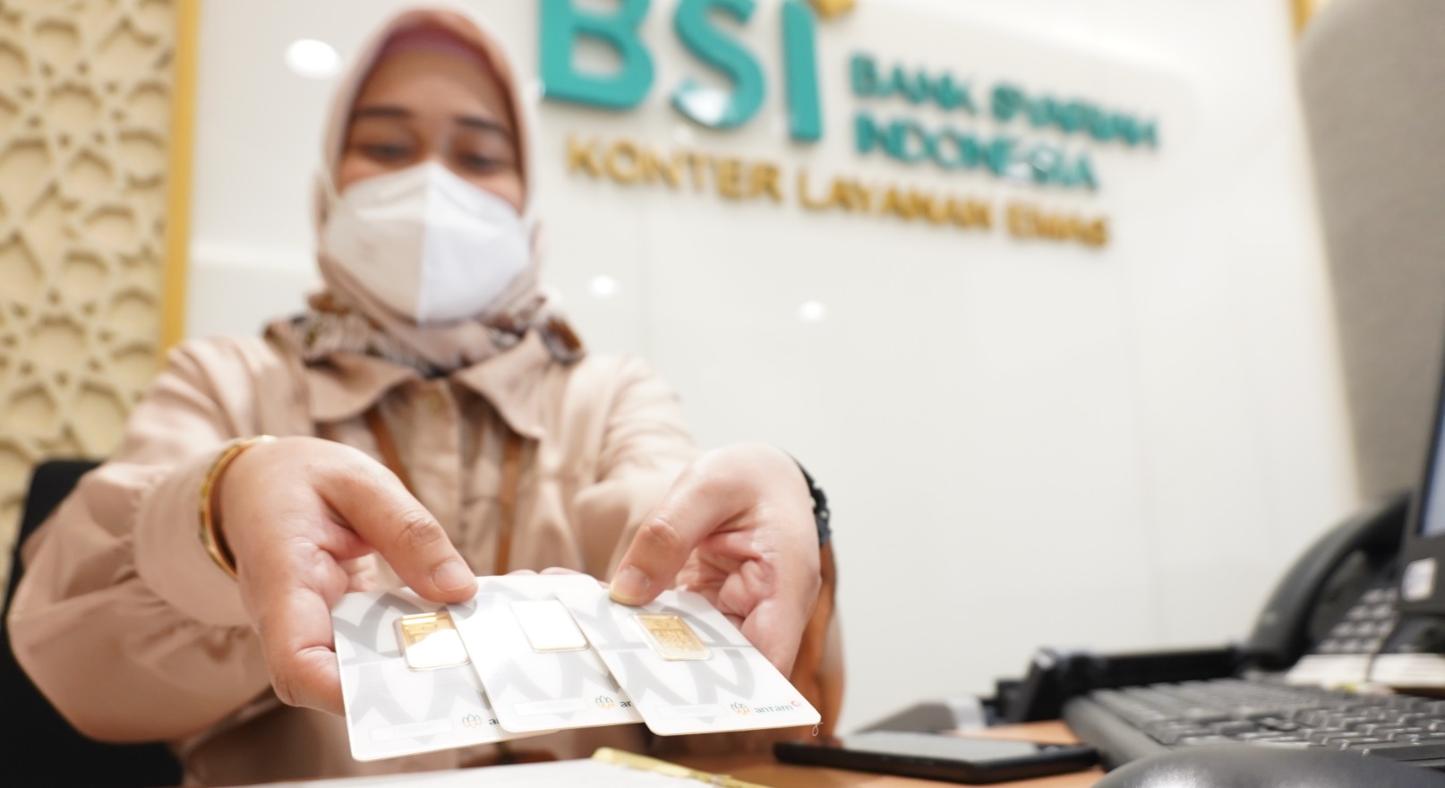 Konter layanan emas Bank Syariah Indonesia